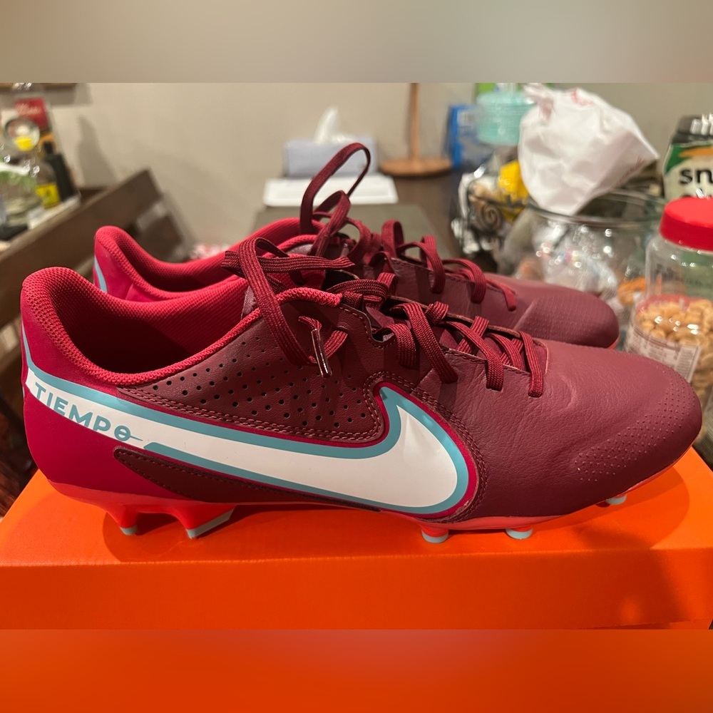 Nike Tiempo Legend 9 Academy FG Soccer Cleats